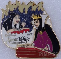 Japan - Evil Queen and Old Hag - Snow White 1937 - History of Art 2003