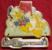 WDW - Donald Duck Flying Kite (Dangle)