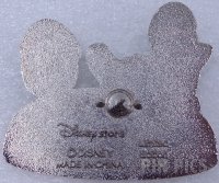 Japan - Donald Duck - Playing in the Snow - Winter 2006 - JDS