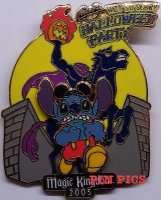 WDW - MNSSHP 2005 - Headless Horseman and Stitch (AP)