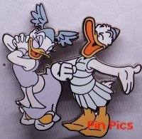 Donald and Daisy as Opera Singers - Haunted Mansion - Mystery