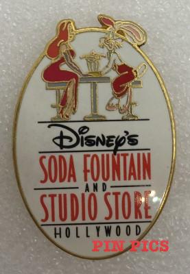 PP70346 - DSF - Jessica and Roger Rabbit Sharing a Shake - PinPics