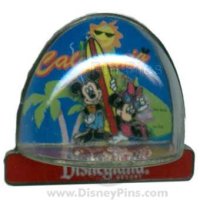 DLR - Snow Globe - Mickey and Minnie in California