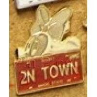 Minnie Mouse - Gold Chaser - 2NTOWN - Character License Plate - Mystery