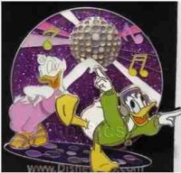 HKDL - Donald and Daisy at the Disco