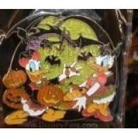 HKDL - Halloween 2010 - Donald & Daisy