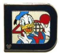 WDW - Donald - Retro Classic D - Hidden Mickey 2010 - 2011