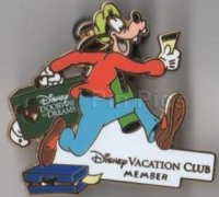 Disney Vacation Club - DVC - Doorway to Dreams - Goofy with Suitcase