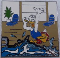 DCL - Donald Duck - Swimming - Cruise Line