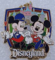 DL -  Guided Tour - Mickey and Minnie