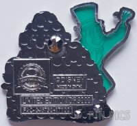Phineas - Tombstone - Haunting Halloween 2017 - Haunted Mansion - Hitchhiking Ghost