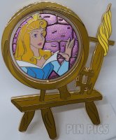 DEC -  Aurora and Maleficent - Sleeping Beauty - Spinning Wheel - Good Versus Evil - Spinner