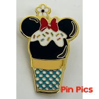 Loungefly  – Minnie Mouse – Sensational Snacks - Mystery