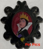Loungefly - Old Hag/Evil Queen - Snow White and the Seven Dwarfs - Villains Lenticular Portrait - Mystery - Hot Topic