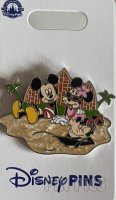 Aulani - Mickey Mouse, Minnie Mouse, Goofy - Beach