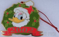 Disney Auctions - Daisy - Holiday Wreath 2002 Set - Pin and Ornament