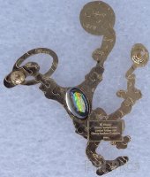 Disney Auctions - Free To Be Goofy - Juggling