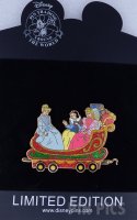 DS - CInderella, Snow White and Aurora - Holiday Train