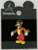 DLR - Tigger - Dressed as Mickey Mouse