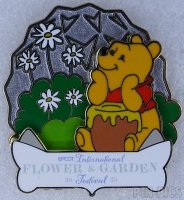 WDW - Winnie the Pooh - Topiary Slider Series - EPCOT Flower and Garden Festival 2025