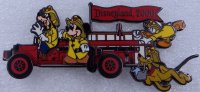 DL - Goofy, Mickey Donald, Pluto - Disneyland 2000 Fire Engine - Moving Wheels