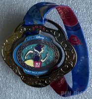 WDW -  Snow White and Evil Queen - Fairy Tale Challenge Replica Medal - Princess Half Marathon Weekend 2025 - runDisney