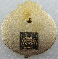 DCL - Mickey and Minnie - Castaway Club - Lanyard and 2 Pin Set
