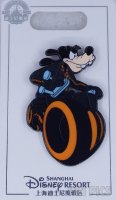 SDR - Goofy - Front - Mickey and Friends Riding Tron Lightcycles