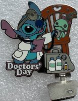 Stitch and Scrump - Doctors' Day 2017 - Medicine Bag Hinged