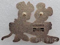 PALM - Mickey and Minnie Singing - Christmas Carols