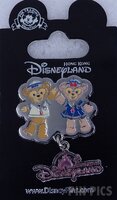 HKDL - Duffy and ShellieMay Holding Hands