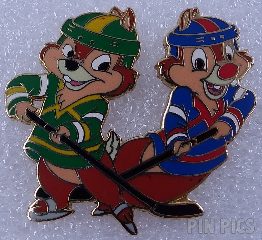 pp33973-chip-and-dale-ice-hockey-get-away-today-dl-travel