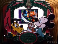 Mickey and Pluto - Piece of Disney Movies - Pluto's Christmas Tree