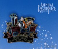 WDW - Goofy - Main Street Electrical Parade - Parade of Memories - Annual Passholder