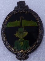 WDW - Ezra Ghost - Haunted Mansion - Oval Frame