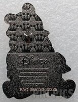 Loungefly - Pooh - Winnie The Pooh Flower - Mystery