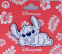 DLP - Relaxing on the Beach - Stitch Lifestyle Collection