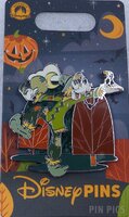 Goofy in a Scarecrow Costume - Halloween 2025