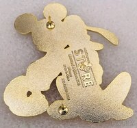 WDCS - Mickey and Pluto - Hugs are the Best - D23 Expo 2024