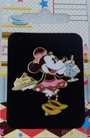 Japan - Mickey - Waitress - Dines Cafe - JDS