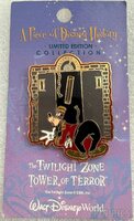 WDW - Tower of Terror - Bellhop Goofy - Piece of Disney History 2005 - Series I
