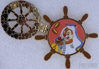 SDR - Dale - Manta Ray - Ship Wheel Mystery Box - Pirates of the Caribbean