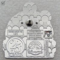 WDW - Mickey Mouse - 25 Years of Pin Trading - Hidden Disney 2025