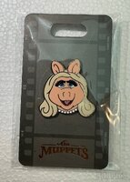 WDI - Miss Piggy - The Muppets Studio Exclusive