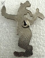 Goofy Leaning and Waving - Ankles Crossed