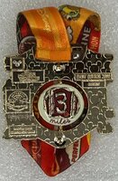 WDW – Lady and the Tramp – Replica Medal - 13.1 Miles - Wine and Dine Half Marathon Weekend 2025 - Slider - runDisney