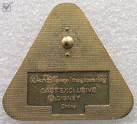 WDI - Tomorrowland - Hong Kong Signs - Cast Exclusive