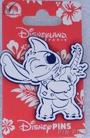 DLP - Playing Ukulele - Stitch Lifestyle Collection