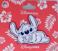 DLP - Relaxing on the Beach - Stitch Lifestyle Collection
