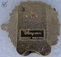 Japan - Chip and Dale - Santa - Wreath - Christmas 2004 - JDS